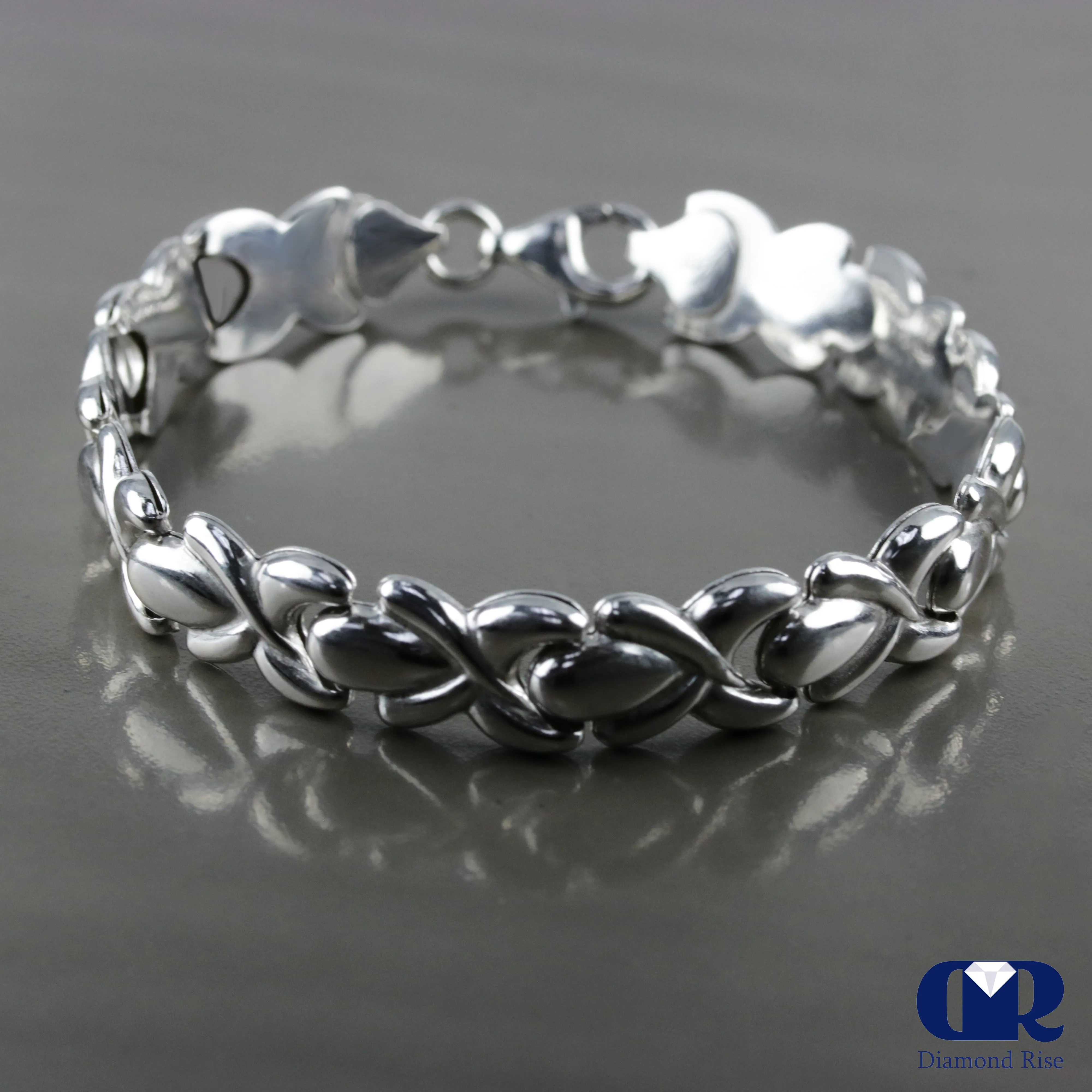 Men's 10K White Gold Unique Twisted Style Chain Link Bracelet