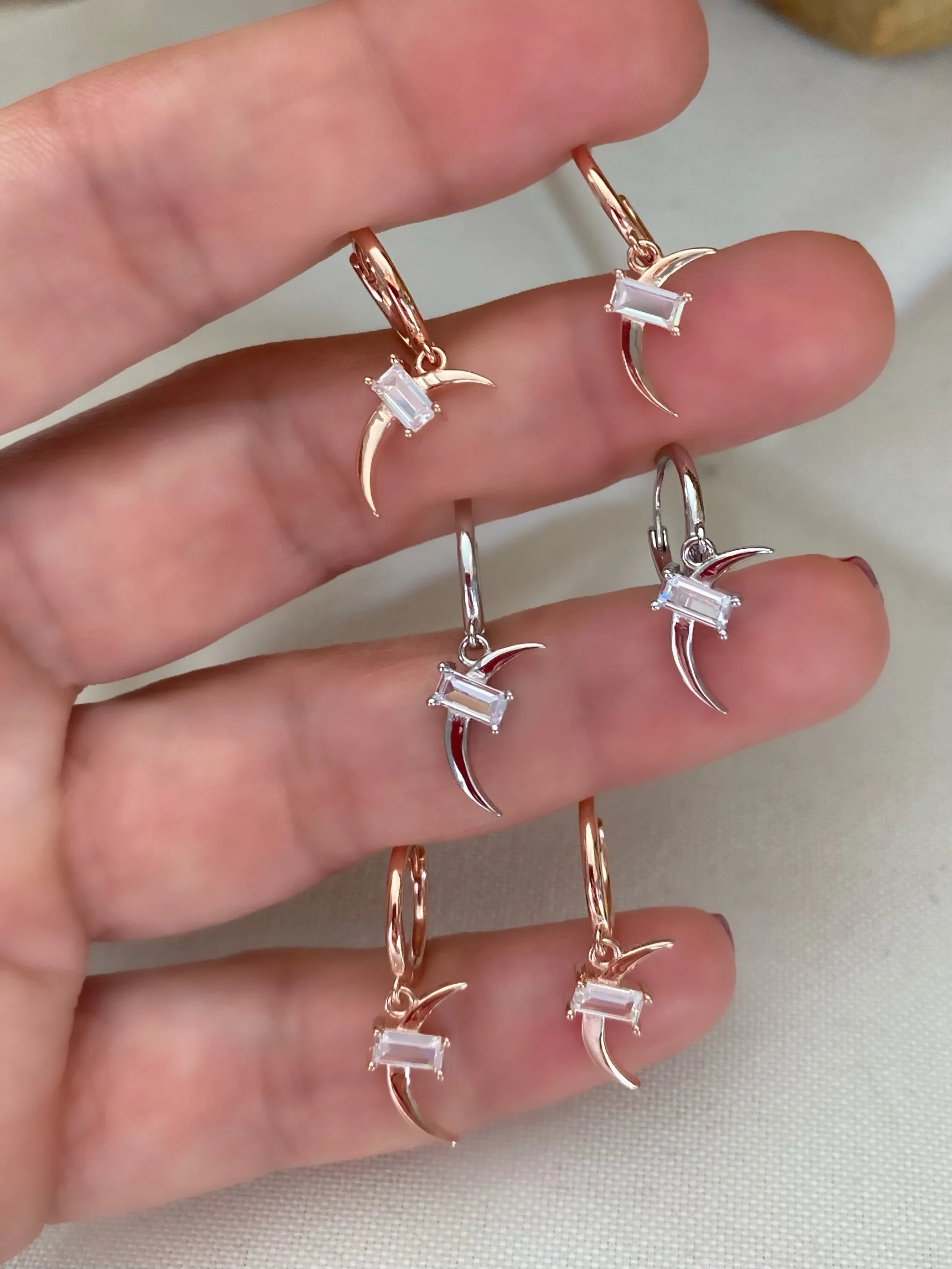 Swallow eardrops with princess cut zircon stones - Earrings